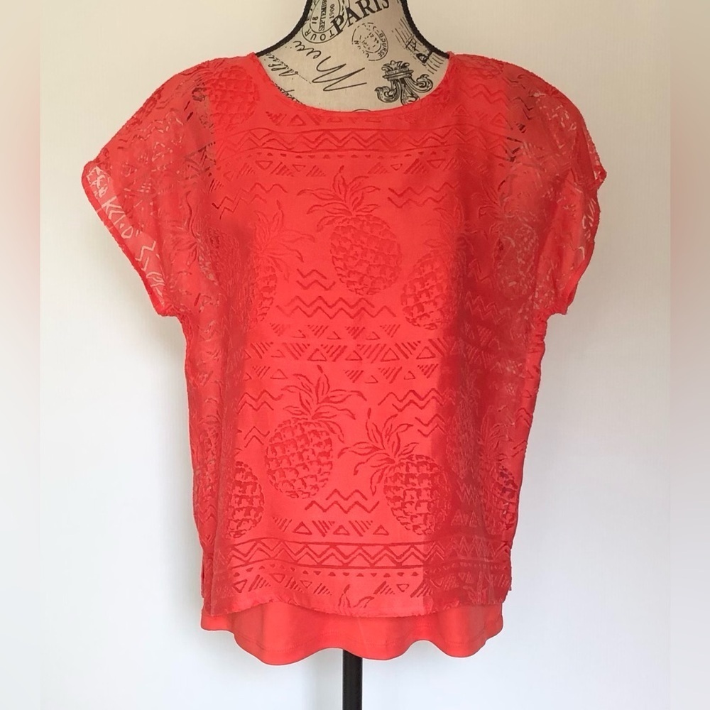 Alfred Dunner Top size 8 coral short sleeve